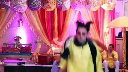 Awesome Pakistani Girls Mehndi Performance Wedding Dance 2018