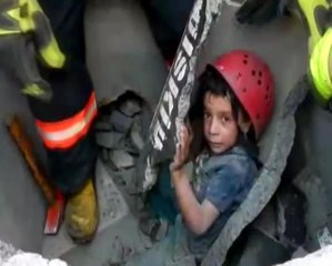 Künkün İçine Sıkışan Çocuk Böyle Kurtarıldı