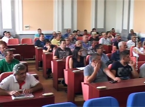 UGOVORI ZA POLJOPRIVREDU ZAJEČAR, 6. avgust 2018. (RTV Bor)