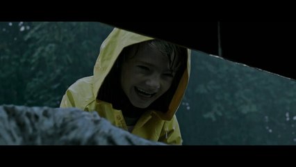 Ça - Partie 1 - Preview Georgie rencontre Grippe-Sou [VF|HD1080p]