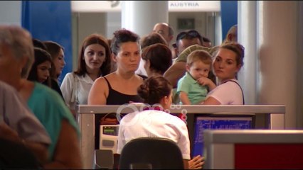 Ora News - Shqiptarët presin për fluturimin 47 mijë minuta në ditë