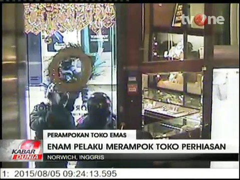 Kepolisian Inggris Rilis Video Dramatis Perampokan Toko Emas