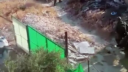 - İsrail askerlerinden insanlık dışı gözaltı- İsrail askerleri yaşlı bir adamı evinde zorla alıkoydu