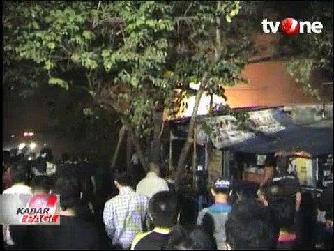 Kebakaran Hebat Hanguskan Kios di Taman Sari Bandung