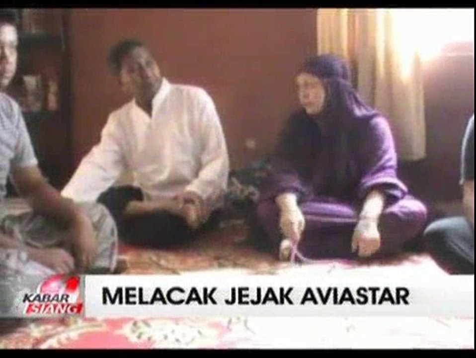 Keluarga Pilot Aviastar Masih Menanti Kabar Baik