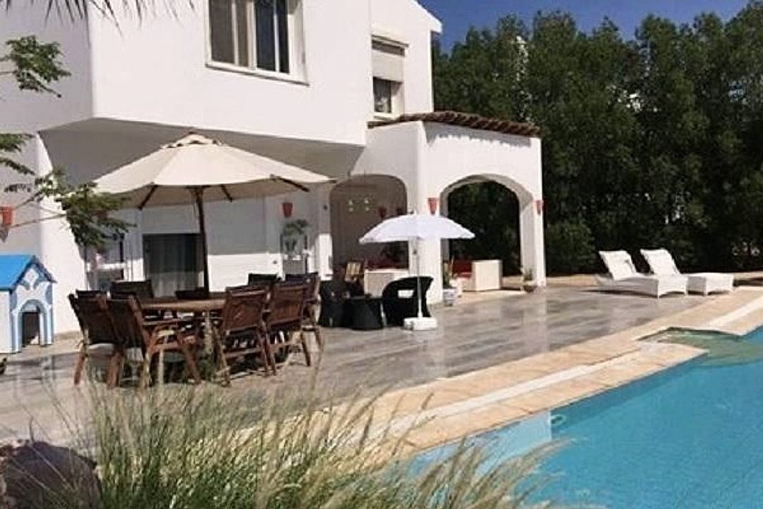 villa super lux for sale at sahl hasheesh red sea