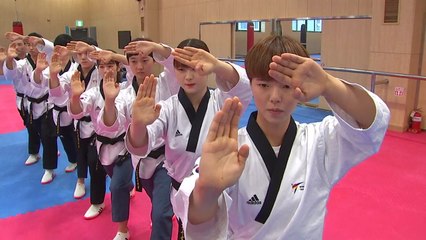 화려하고 재미있게...'태권도 품새' 두근두근 데뷔전 / YTN