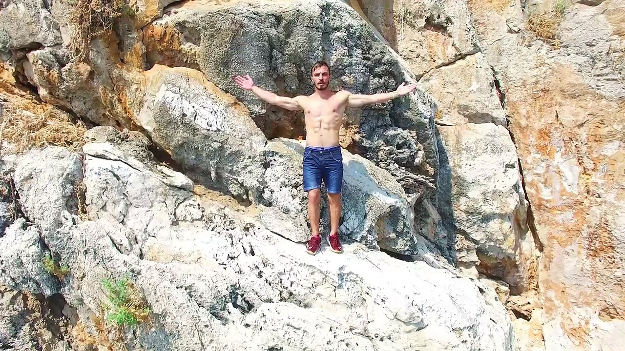 30 METREDEN DENİZE ATLADIM !! (Cliff Jumping)
