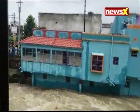 House washed away in flood in Bankpura, West Bengal