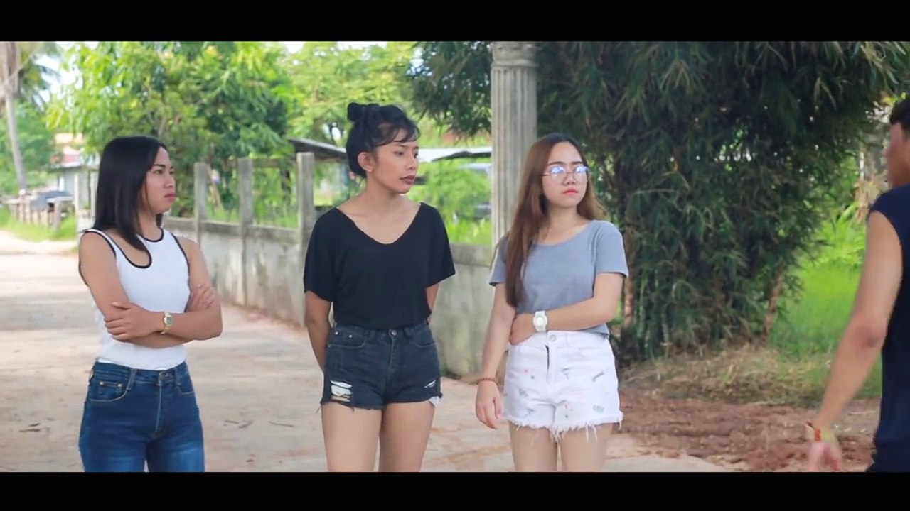 แค่แฟนเก่า (ແຄ่ແຟນເກົ່າ) -ลิขิต เรืองโหน่ง (Music story)
