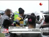 Minibus Ringsek Ditabrak Lokomotif Kereta Api