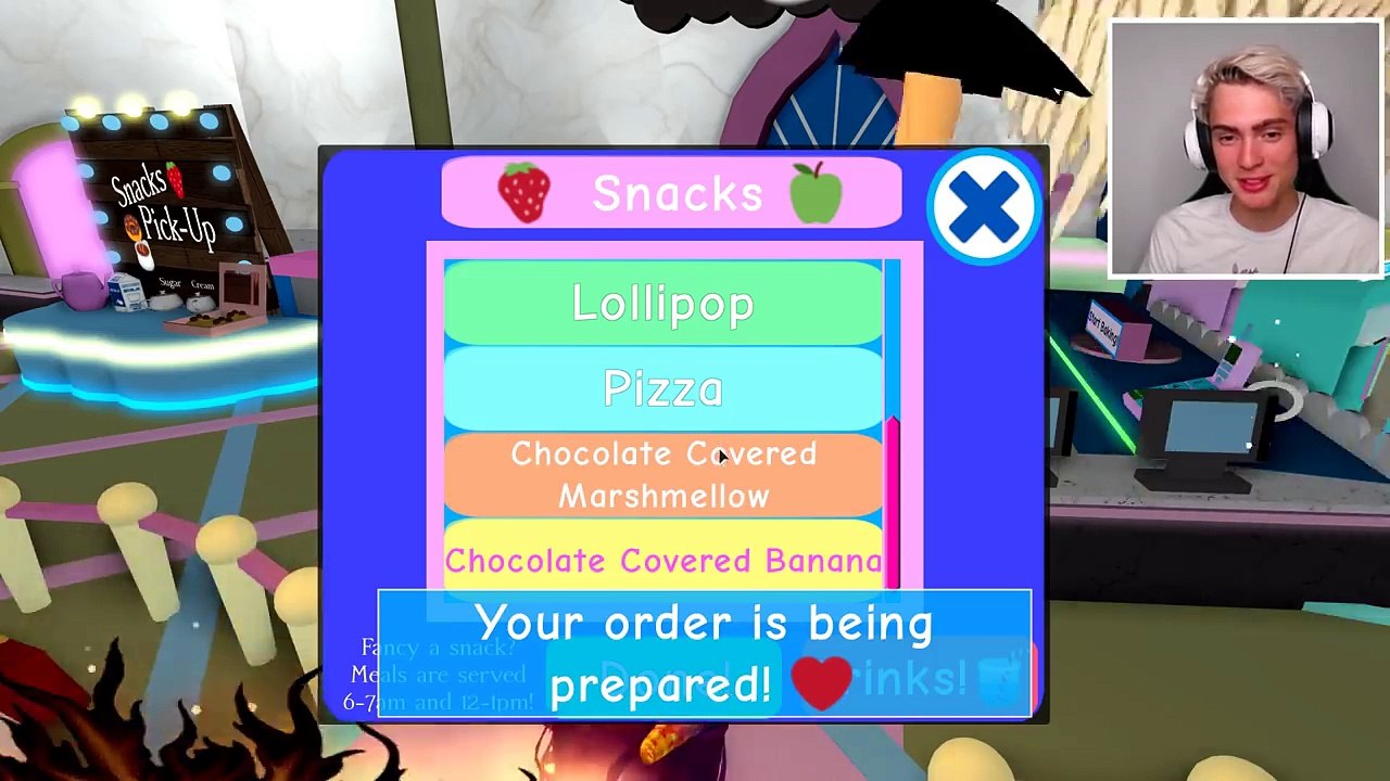 I Went On A Date With My Crush... | Roblox Royale High Roleplay