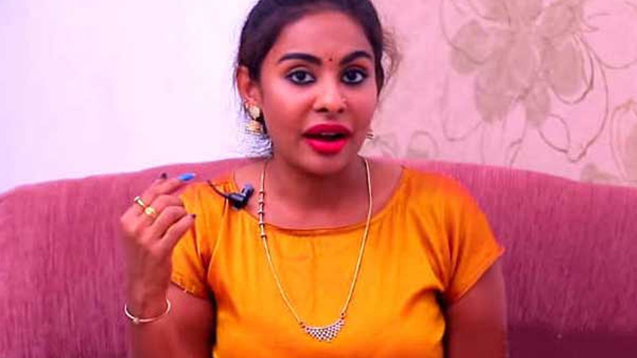 Srireddy Sensational Comments On Comedian Prudhvi Raj