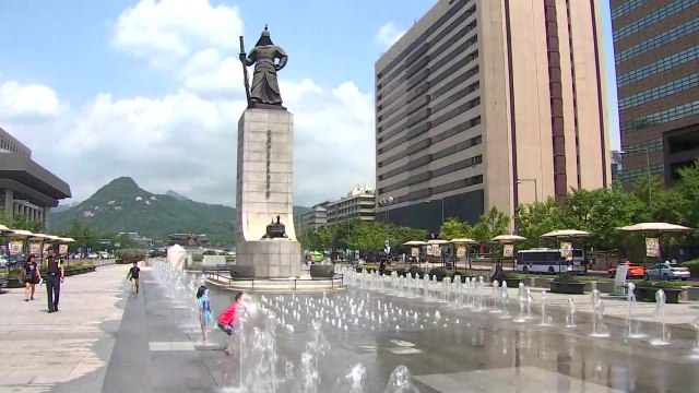 [날씨] '입추' 무색한 폭염, 서울 33.1℃...내륙 강한 소나기 / YTN