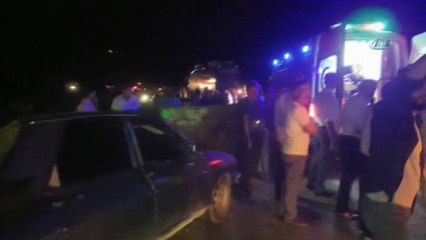 Virajı alamayınca otobüse çarptı: 2 ölü, 2 yaralı