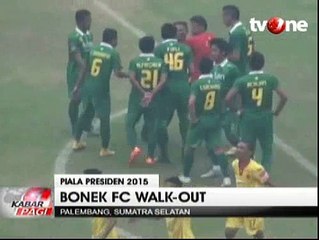 Sriwijaya FC Dapat Penalti Kontroversial, Bonek FC Stop Main