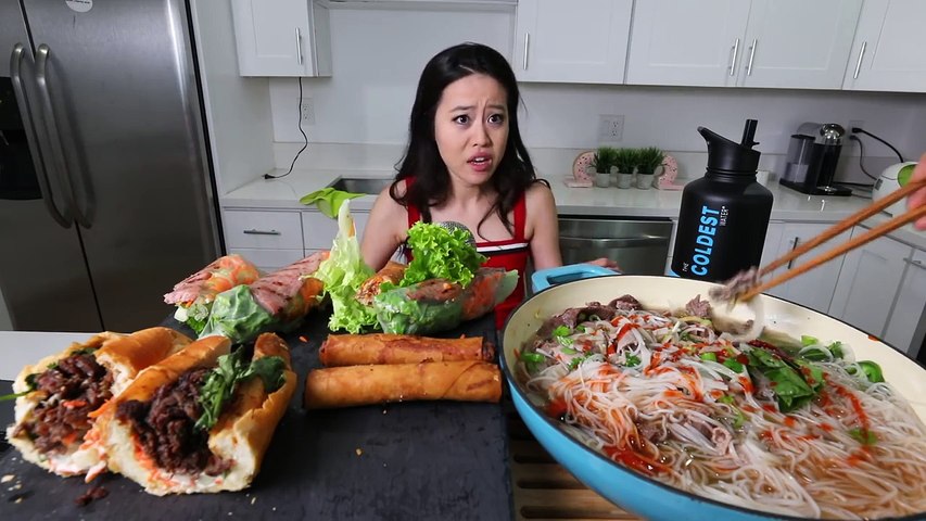 Pho Noodles, Spring Rolls, Eggrolls, Banh Mi | MUKBANG | Eating Show
