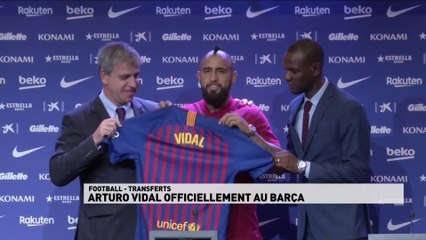 Arturo Vidal officiellement au FC Barcelone