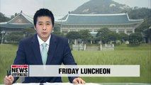 Pres. Moon invites five 'next-in-command' to Blue House luncheon on Friday