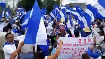 Inicia marcha en respaldo a los médicos despedidos por atender a los heridos durante las manifestaciones en toda Nicaragua