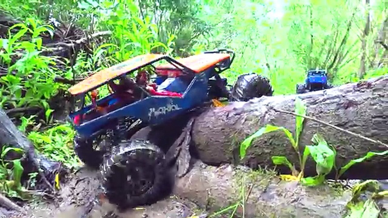 Looking For MUD — Axial Wraith 4x4 vs WLtoys 10428 4x4 Full Comparison #1 — RC Extreme Pictures