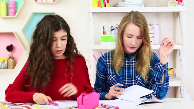 11 ASTUCES POUR CACHER LA NOURRITURE À MANGER EN CLASSE BLAGUES A FAIRE EN COURS | Troom Troom FR