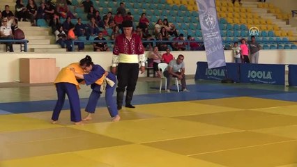 Kuşak Güreşi Gençler Türkiye Şampiyonası