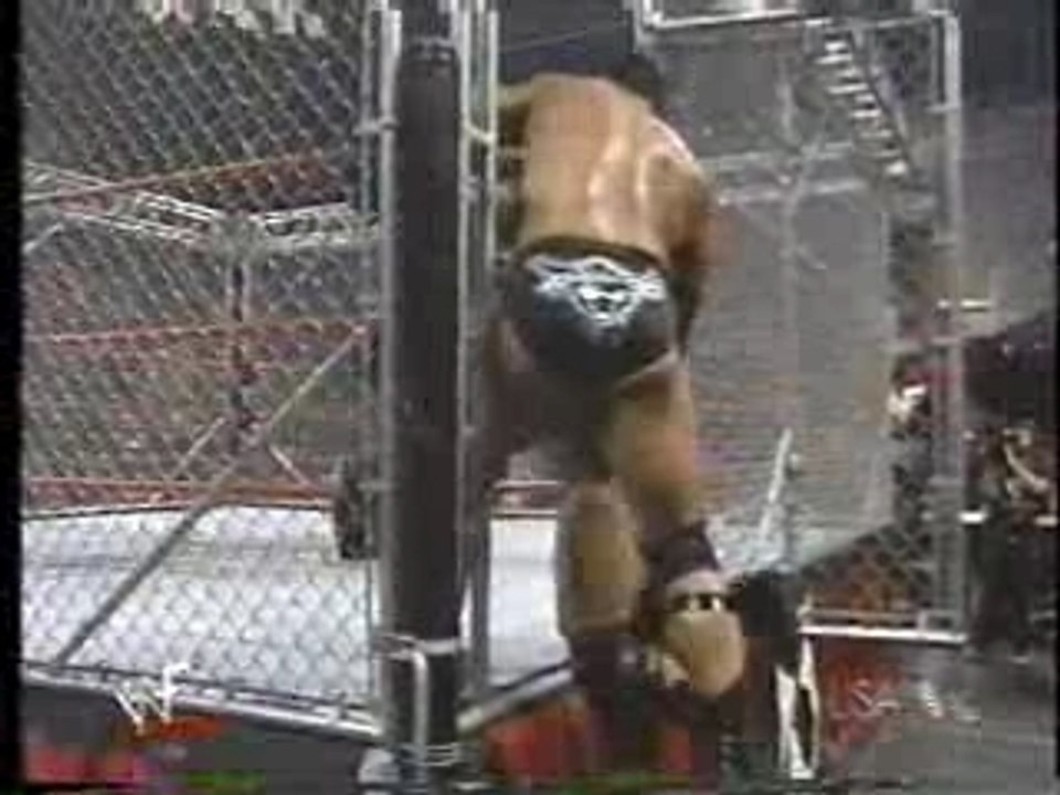 WWE RAW - The Rock vs. Triple H (Steel Cage Match)(1)