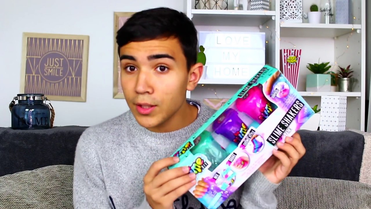 FAIRE DU SLIME AVEC SEULEMENT DE L'EAU !! JustJonathan