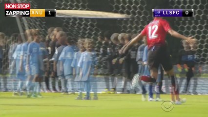 Trois joueurs de Manchester United affrontent 100 enfants, la vidéo hilarante