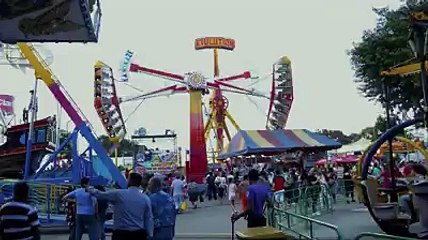 #FiestasAgostinas La Chicago, el Tagadá, el Martillo...¿Cuál es la rueda favorita de los salvadoreños? 