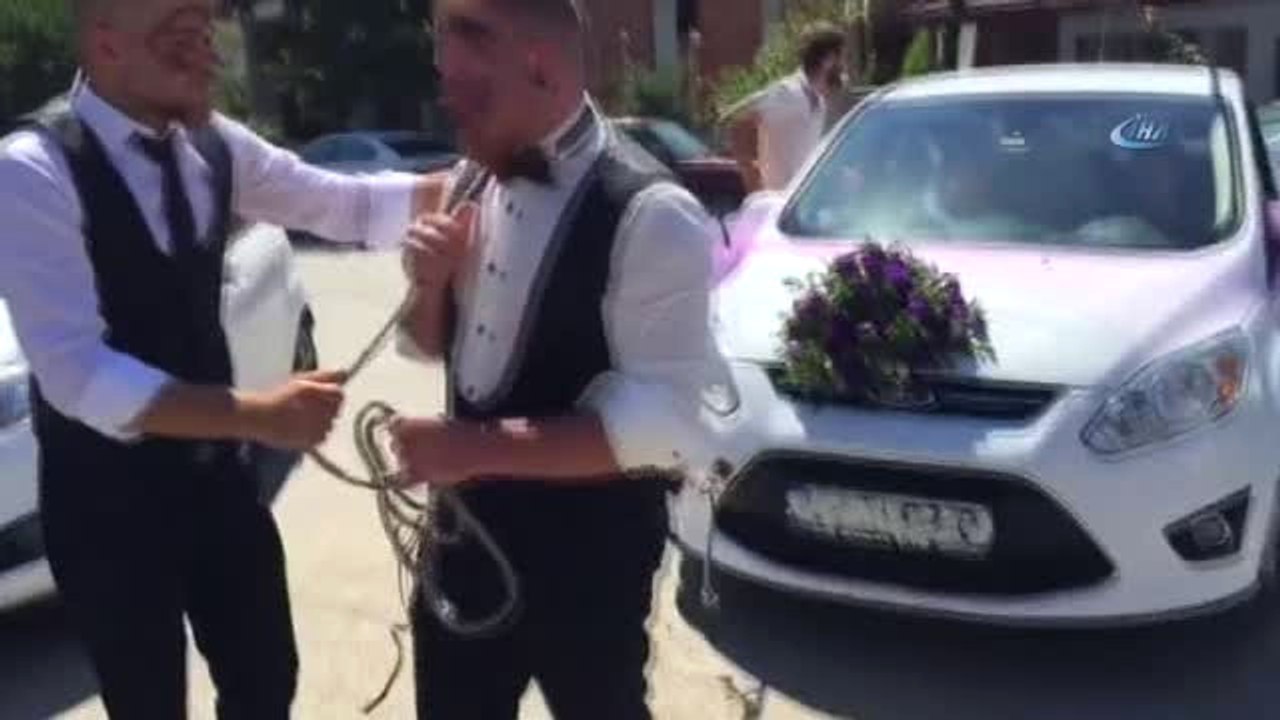 Halatla Gelin Arabasını Çeken Damat Konuştu... "Bugün Yine Evlensem Ben O Arabayı Yine Çekerim"