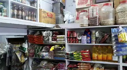 Market için kavga eden fareler