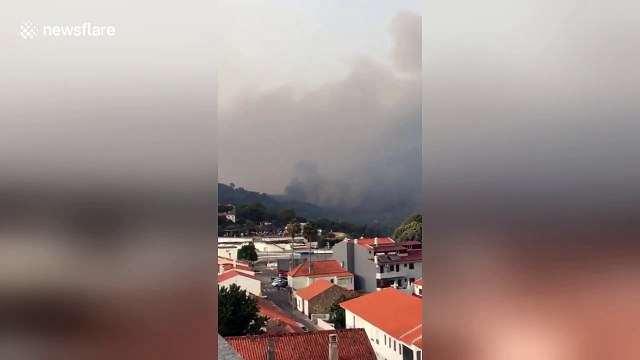 Smoke billows into air amid Portugal wildfires