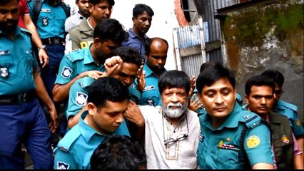 Bangladesh criticised for student and media crackdown