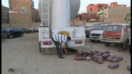 شاهد أحدث وسائل تهريب المواد المخدرة داخل سيارة