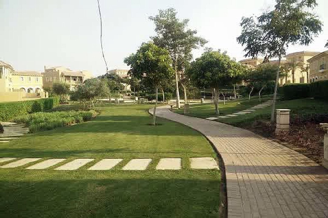 Apartment For Sale At Hyde Park New Cairo 199 Meter