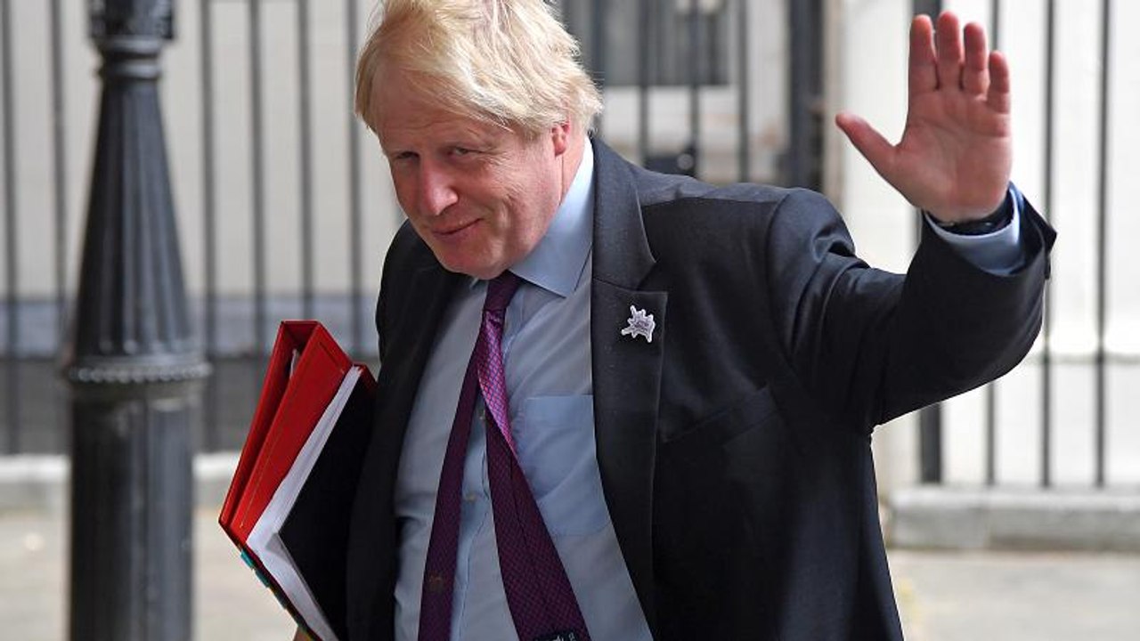 'Briefkästen' und 'Bankräuber': Johnson will sich nicht für Burka-Äußerungen entschuldigen