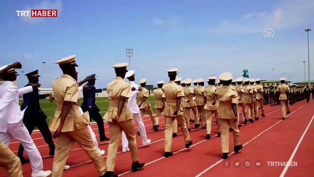 Somali Türk Görev Kuvveti Komutanlığında mezuniyet heyecanı