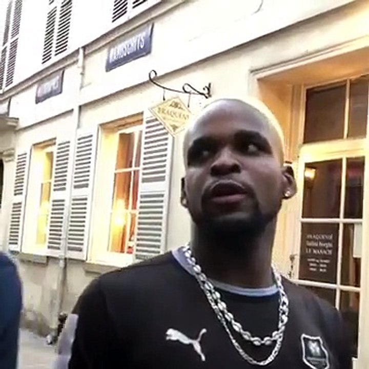 Noah Lunsi - Si la bagarre de Kaaris et Booba s'était déroulée à l'aéroport de Kinshasa | INFO WORD