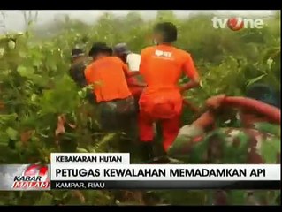 Peralatan Terbatas, Petugas Kesulitan Padamkan Api di Riau