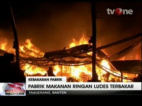Sebuah Pabrik Makanan Ringan di Karawaci Ludes Terbakar