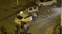 Polisin 'Dur' İhtarına Uymayan Otomobilden Kuru Sıkı Tabanca Çıktı