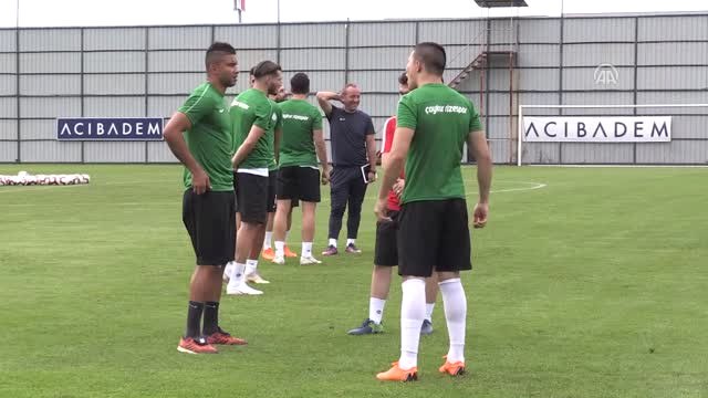 Çaykur Rizespor, Lige Sahasında İyi Başlamak İstiyor - Rize