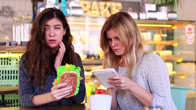 8 TRUCS ET ASTUCES D'ESPION ULTIMES | Troom Troom FR