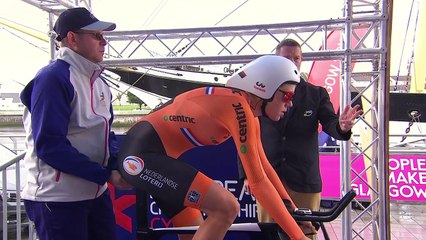 Ellen Van Dijk wins the gold medal on time trial cycling