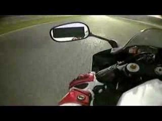 Onboard lap of Jerez on 2007 R1