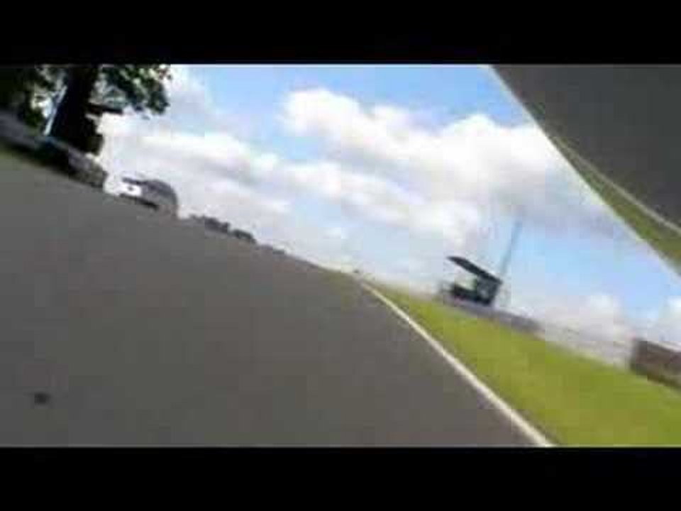 MCN Roadtest: Onboard Suzuki GSX-R750 at Oulton Park