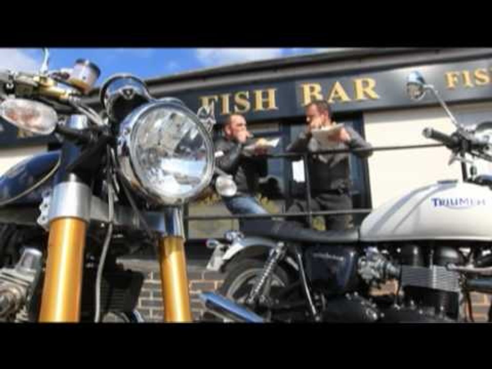 Norton Commando v Triumph Bonneville