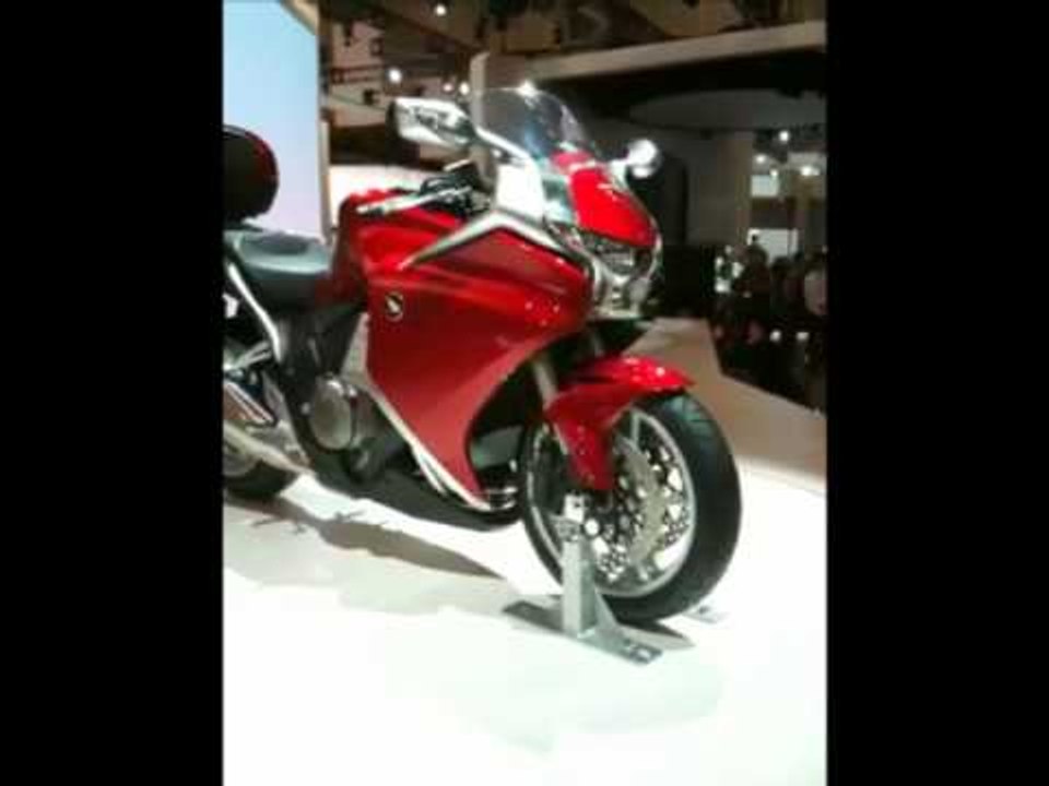 Honda VFR1200F 360 view